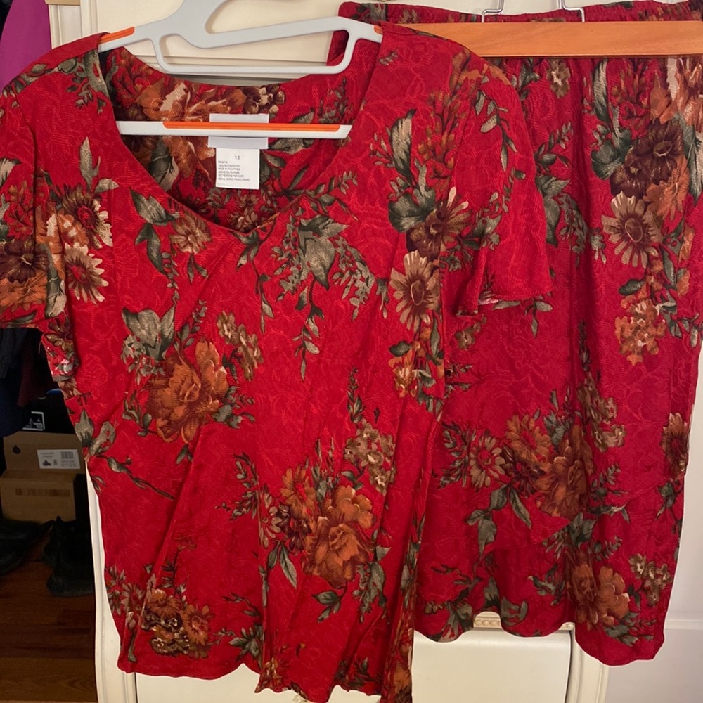 K & Company matching skirt and top set